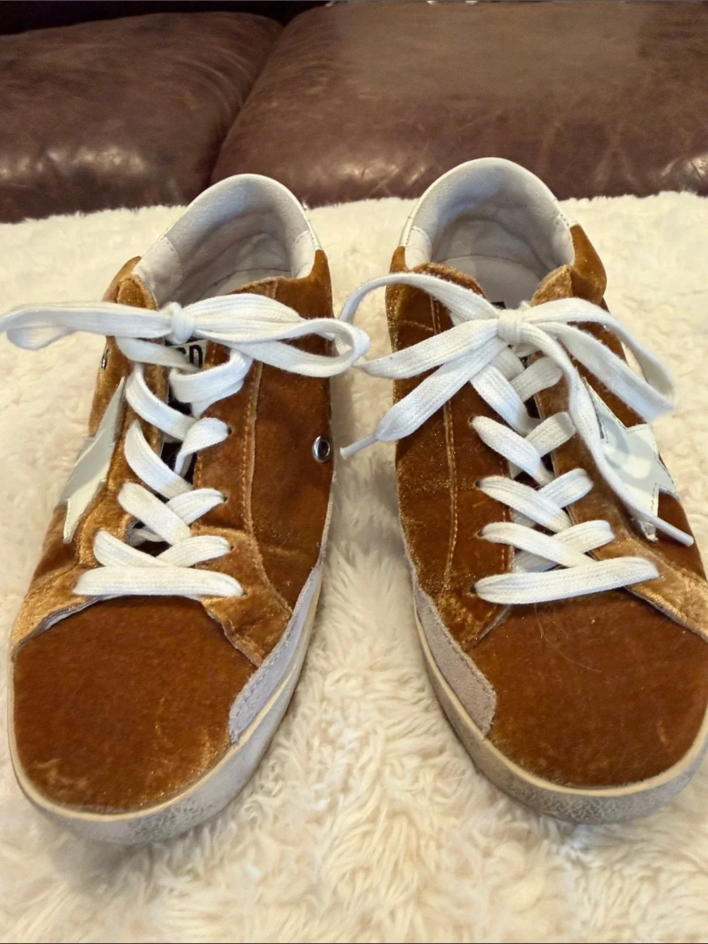 Golden Goose Women’s Gold Velvet Sneakers EUC EU size 38 US 7.5 / 8